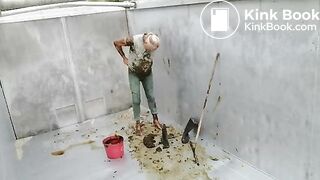 Full bodysmear with cowshit 5