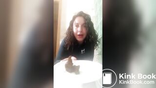 Spanish milf packs her shit for shipping