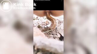 korean girl poop in a forest 2