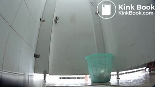 Girl Chinese pooping pis toilet.FFj_02