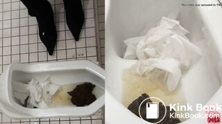 Sexy Japanese Girl Drops Hard Turds 1