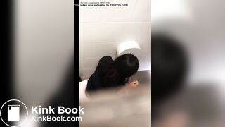 Girl Poop1