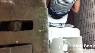 Spycam Pooping 3 - video 2
