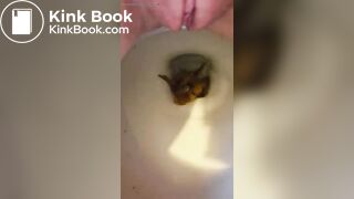 Girl Pooping 2 - video 2