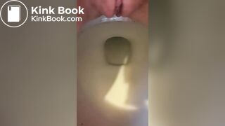 Girl Pooping 2 - video 2