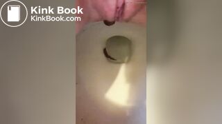 Girl Pooping 2 - video 2