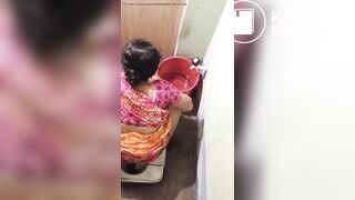 Indian aunty shitting hidden rearview