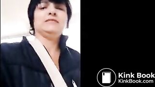 Poop in public - video 3