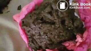 Pooping red panties in bed