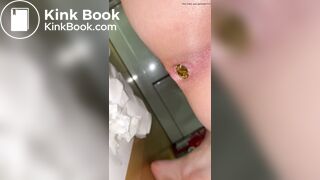 Close-up amateur scat video 8