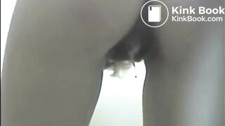 Girl Chinese poo pis toiet.MLL_,010