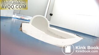 China's girl poop.MT_012