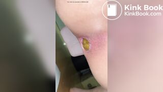 Close-up amateur scat video 7