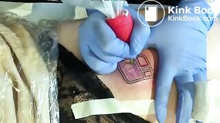 SHITTING IN COMMERCIAL (INEDIT)