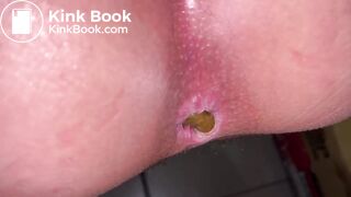 Close-up amateur scat video 9