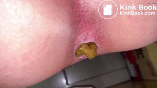 Close-up amateur scat video 9