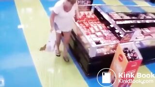Supermarket Shitstorm