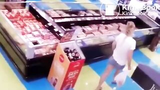 Supermarket Shitstorm
