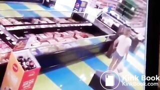 Supermarket Shitstorm
