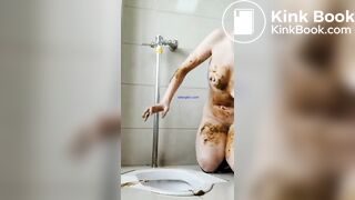 asian teen public toilet