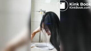 asian teen public toilet