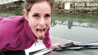 Using a slut to clean the bird poop