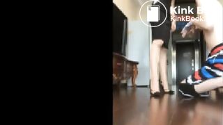 Chinese scat femdom歌迪s狠抽贱狗耳光丝袜脚羞辱吃浓痰