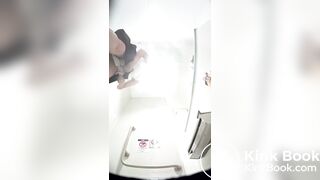 Japanese Lady Toilet Voyeur (1)