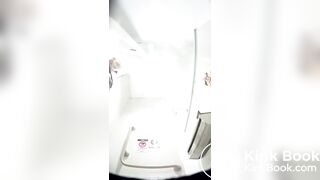 Japanese Lady Toilet Voyeur (1)