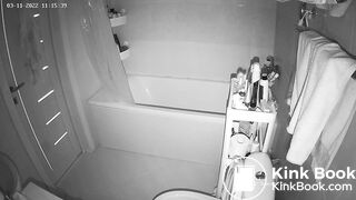 Woman pooping in Toilet 276