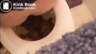 Cute girl pooping - video 24