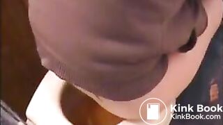 Cute girl pooping - video 24