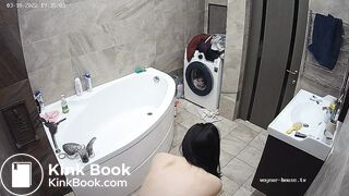 Woman pooping in Toilet 270