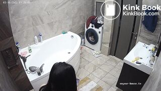 Woman pooping in Toilet 270
