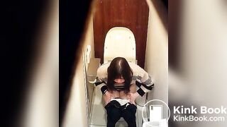 Girl toilet poop constipation