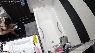 Woman pooping in Toilet 264