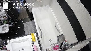 Woman pooping in Toilet 264