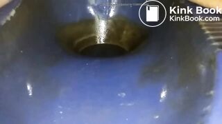 Indonesian girls pooping - video 5