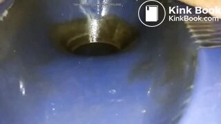 Indonesian girls pooping - video 5