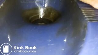 Indonesian girls pooping - video 5