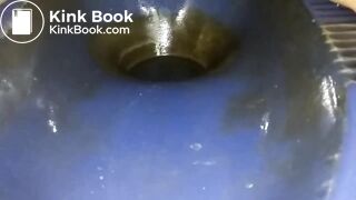 Indonesian girls pooping - video 5