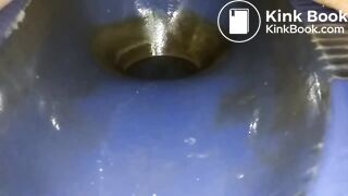 Indonesian girls pooping - video 5