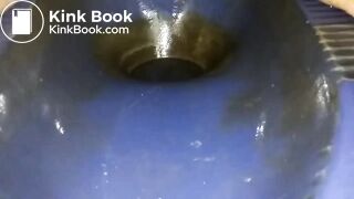 Indonesian girls pooping - video 5