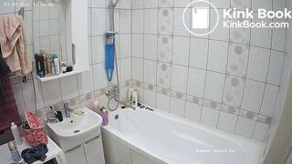 Woman pooping in Toilet 258
