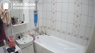Woman pooping in Toilet 258