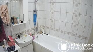 Woman pooping in Toilet 258