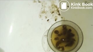 Camgirl does a little of everything dirty