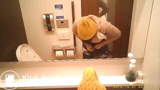 Japanese girl takes a healthy shit