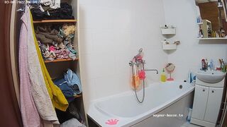 Woman pooping in Toilet 243