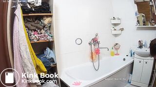 Woman pooping in Toilet 243